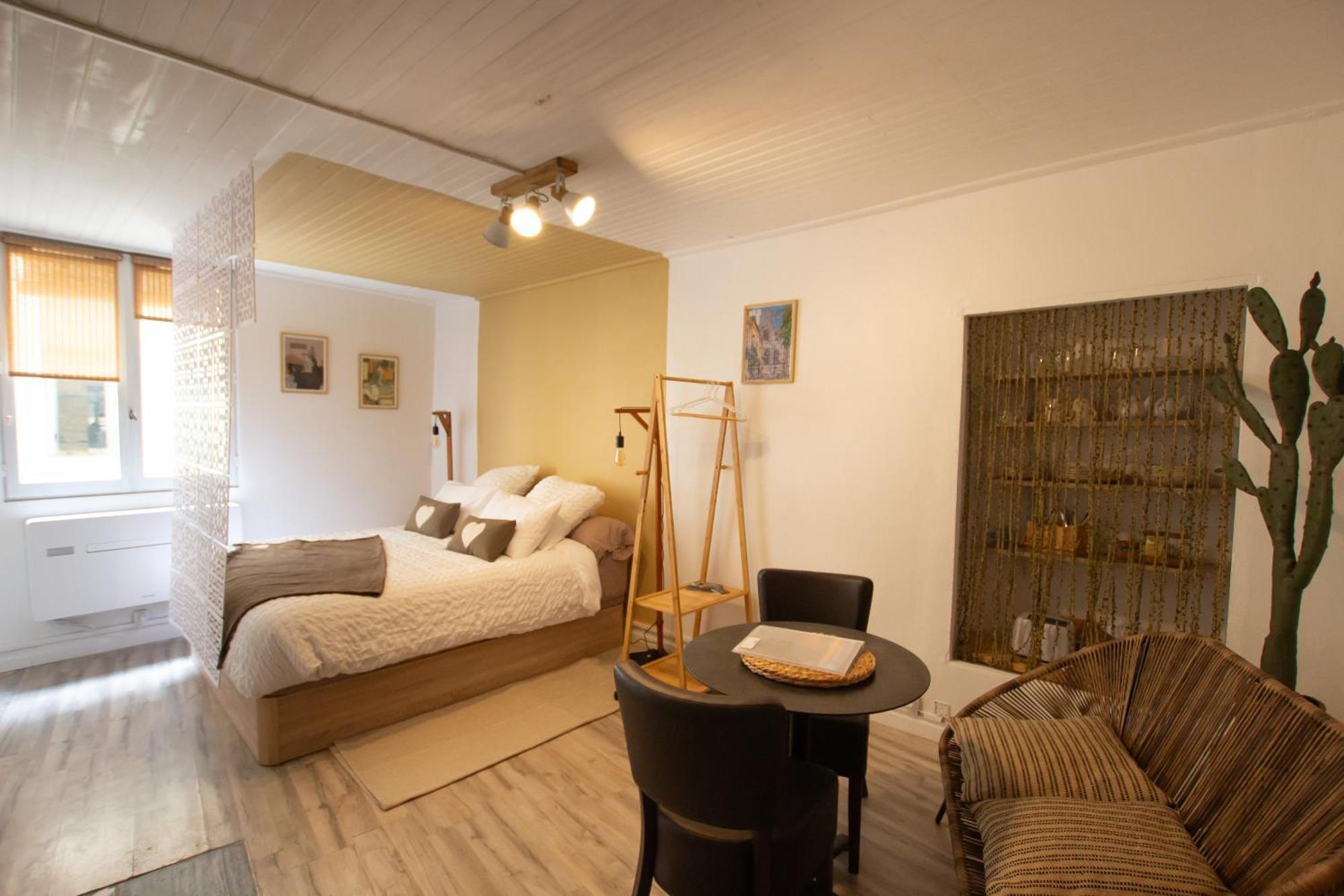 Cosy Caud, Appart En Plein Coeur Du Centre Historique Arlés Exterior foto